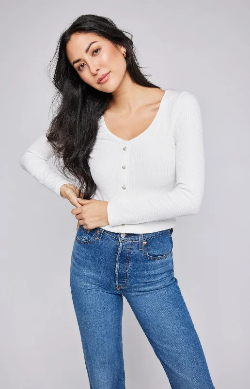 Weekend Offers That Excite Zahara Ribbed V-Neck Top