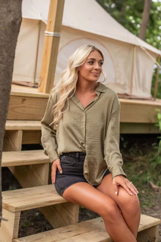 Weekend Specials to Snag Holland Button Top