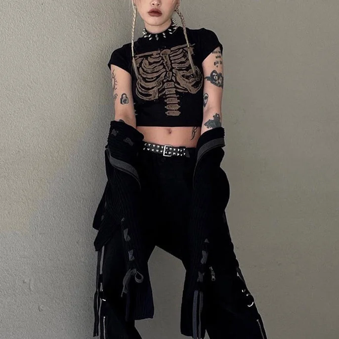 Huge Discounts Dark Retro Round Neck Skeleton Print Slim Tee Crop Tops Wholesale Women'S Tops