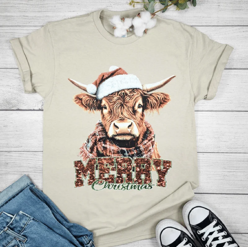 Unmissable Offer MERRY CHRISTMAS HIGHLAND COW Graphic T-shirt