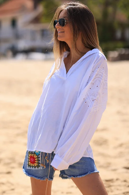 Hot Deal Blouse en coton blanche col chemise broderie cœur mandala sur les épaules