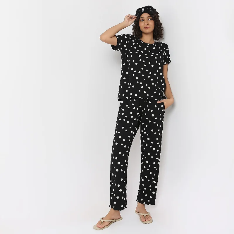 Weekend Discounts to Relish Regular Fit Printed Lounge T-Shirt