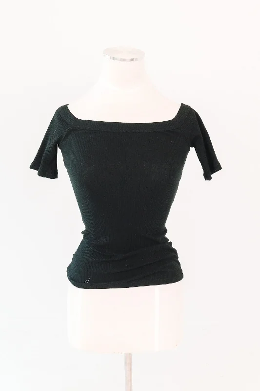 Quick Deals Cold Shoulder Ribbed Top - Black