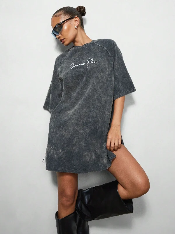 Buy Now SUMWON WOMEN Washed Raglan Longline Side Split Tee With Embroidery Print