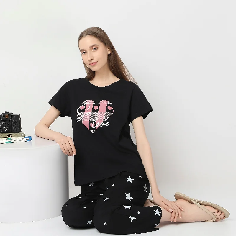 Weekend Specials to Relish Regular Fit Printed Lounge T-Shirt