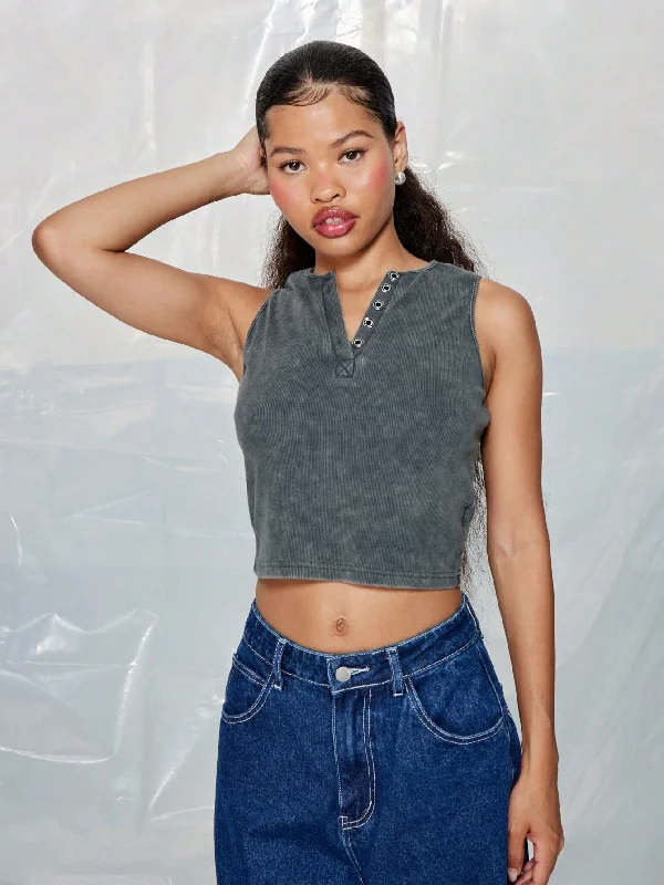 Weekend Offers That Tempt SUMWON WOMEN Washed Crop Rib Henley Tank Top