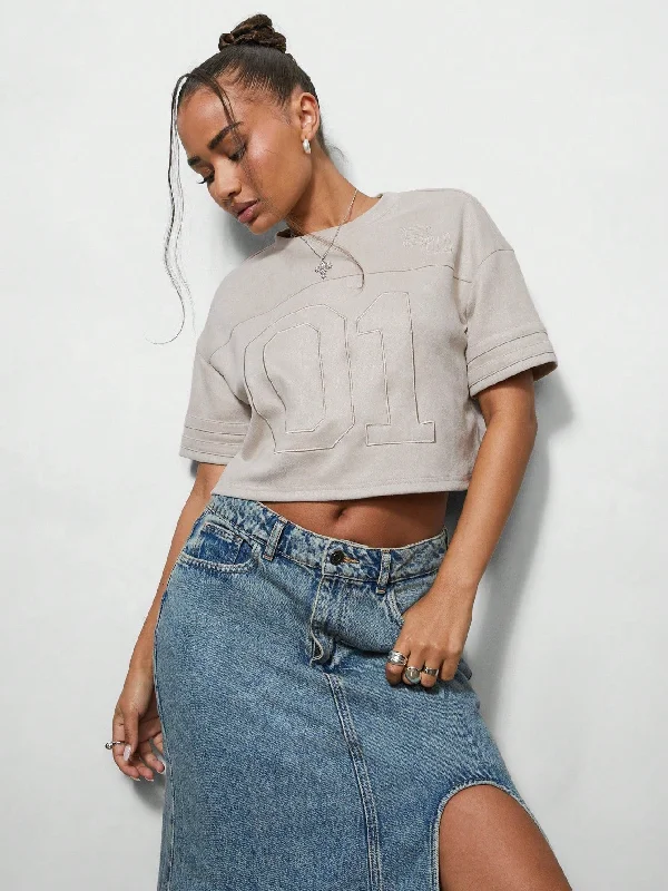 Special Offer SUMWON WOMEN Suedette Drop Shoulder Boxy Crop T-Shirt With Front Embroidery Special Offer SUMWON WOMEN Suedette Drop Shoulder Boxy Crop T-Shirt With Front Embroidery