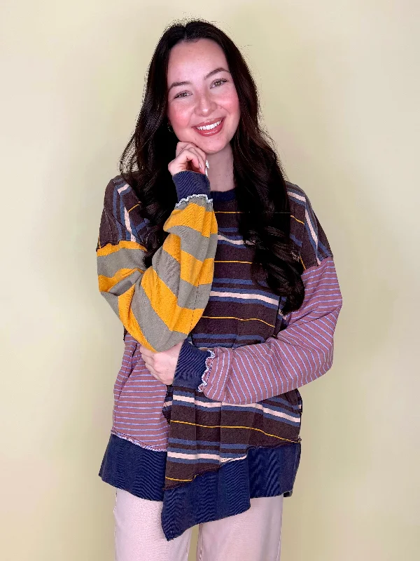 Hurry In The Lizzie Pullover