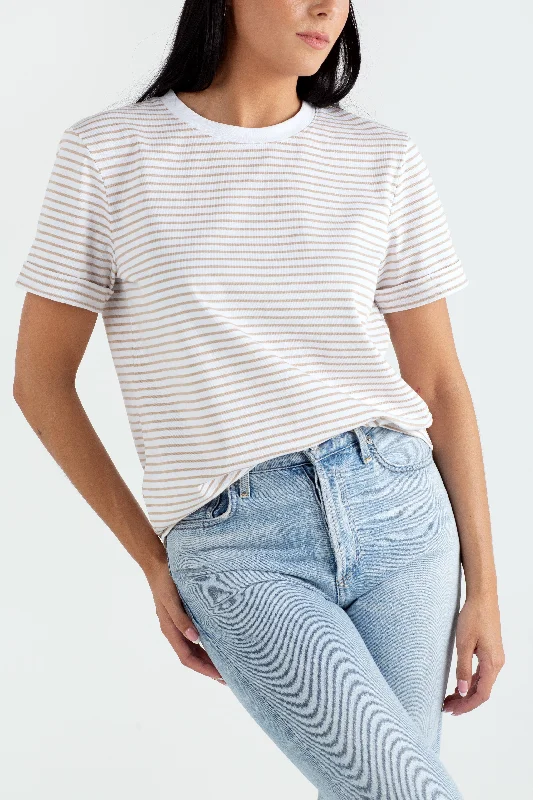 Weekend Deal "The Anna" - Boyfriend T-shirt (Stripe Biscuit)