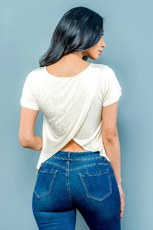 Huge Savings Beige Short Sleeve Top Tribal Print on Back (123065)