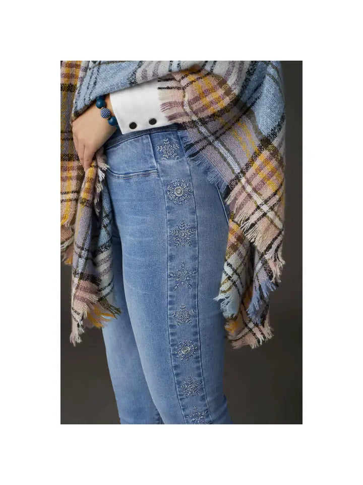 Discount Mania Alexis top Snap Cuff