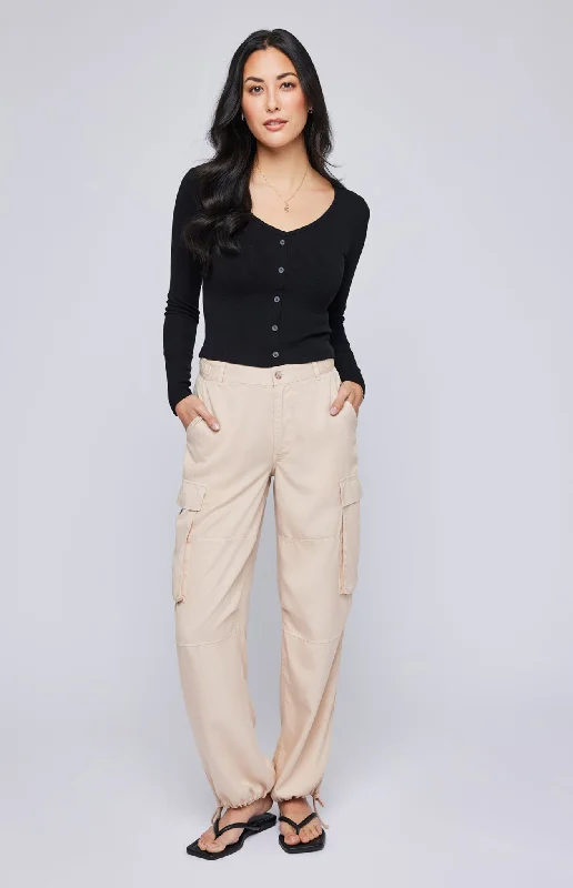 Savings Soar This Weekend Zahara Ribbed V-Neck Top