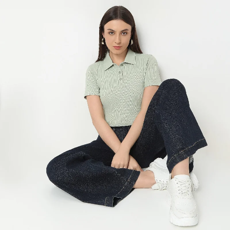 Super Bargain Slim Fit Solid T-Shirt