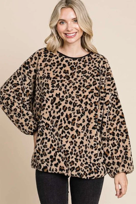 Great Bargains Culture Code Leopard Faux Fur Round Neck Top