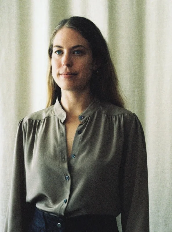 Unbeatable Prices Jessica Blouse, Taupe